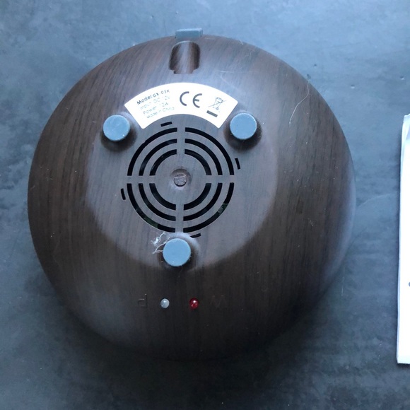 Wood Aromatherapy Diffuser - Picture 3 of 6